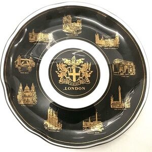 UK London Souvenir Plate Glass Black Gold City Landmarks Sites Collectible 10"